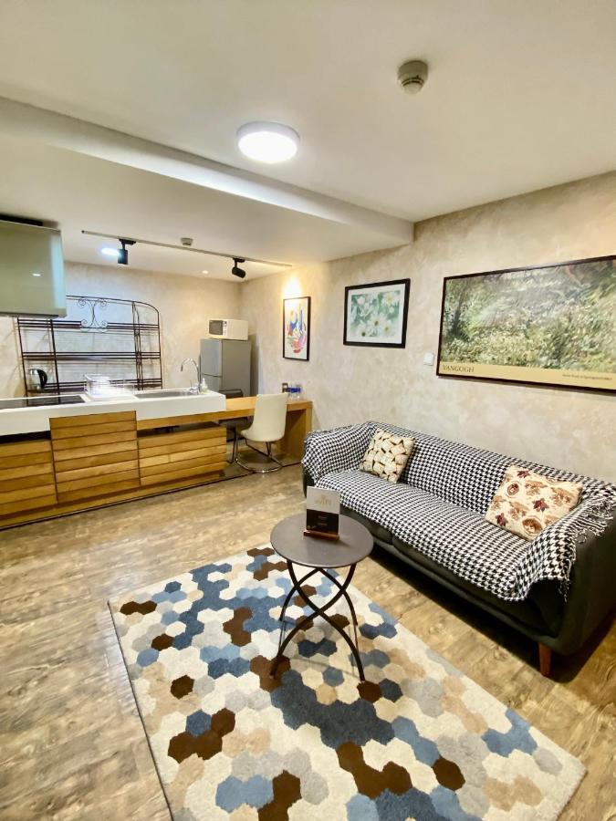 The Palmian City Center Serviced Apartment Ho Chi Minh-staden Exteriör bild